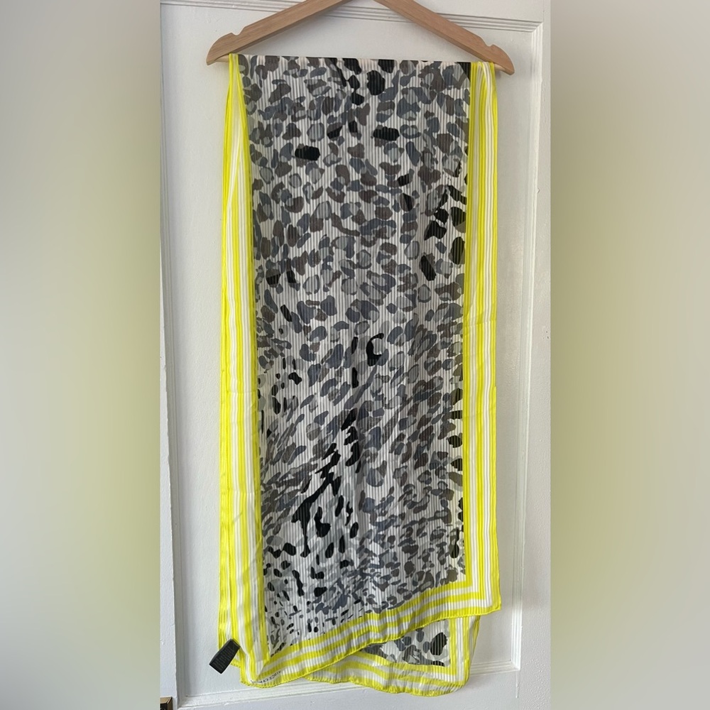 Vince Camuto Scarf